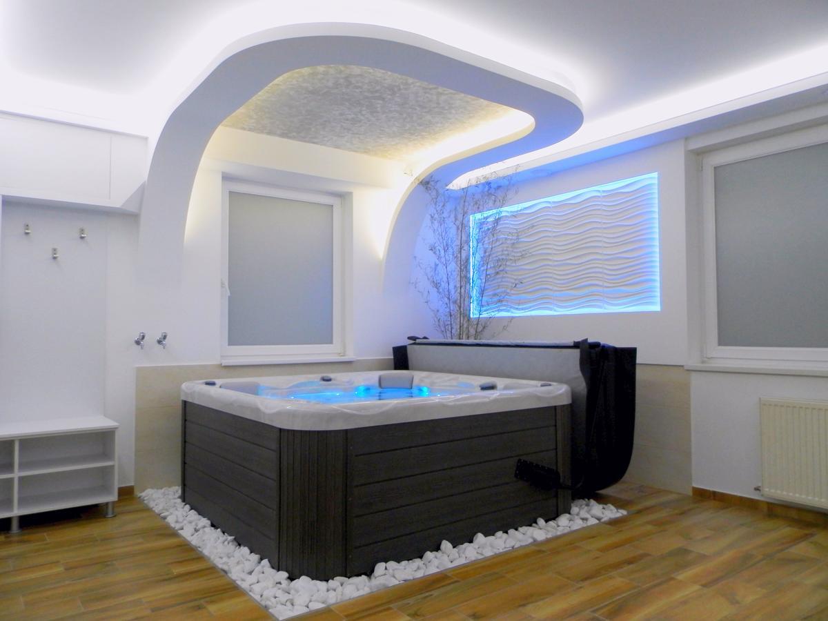 Katalin Boutique & Wellness Apartmanok Hajduszoboszlo Exterior photo