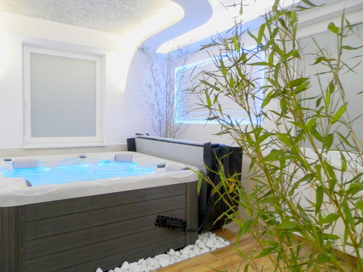 Katalin Boutique & Wellness Apartmanok Hajduszoboszlo Exterior photo